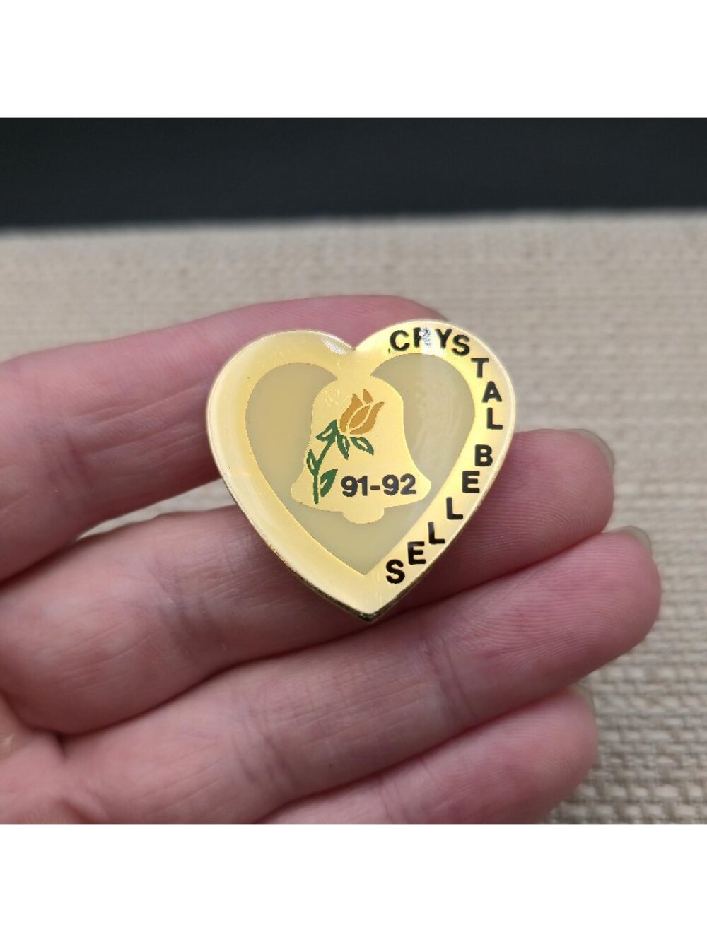 Vintage 1991-1992 Crystal Belles Yellow Heart Rose Enamel Brooch Pin A8750